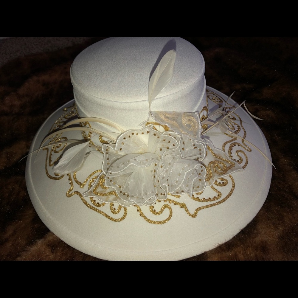 Studio B Church Hat
